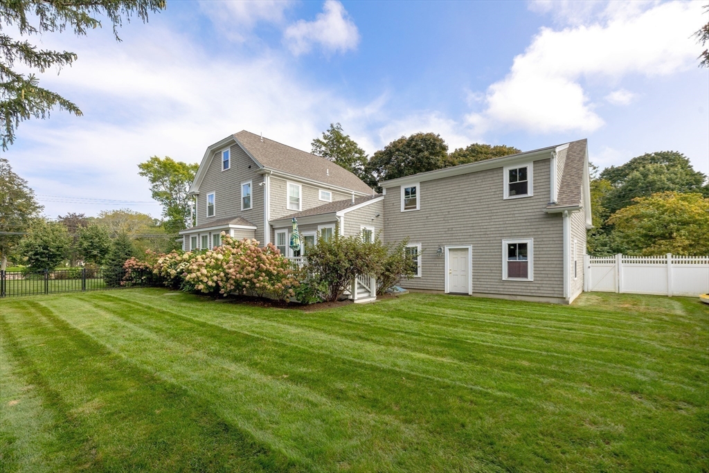 291 First Parish Road Scituate, MA 02066 - Photo 30 of 36