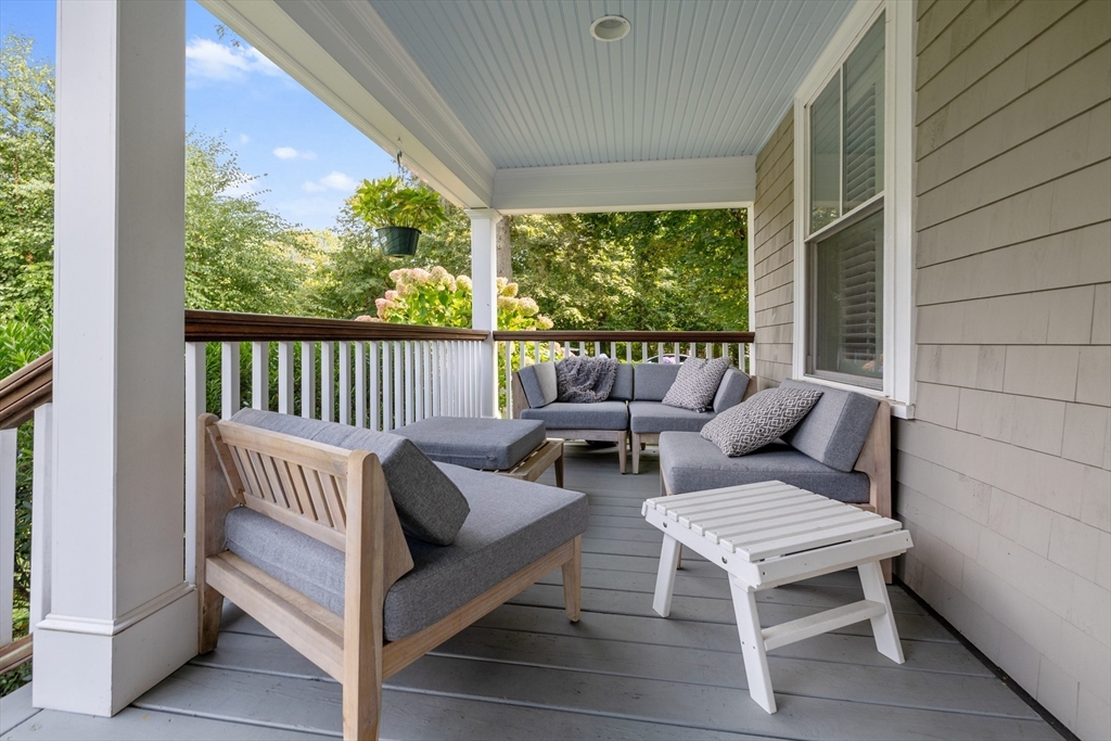 291 First Parish Road Scituate, MA 02066 - Photo 4 of 36