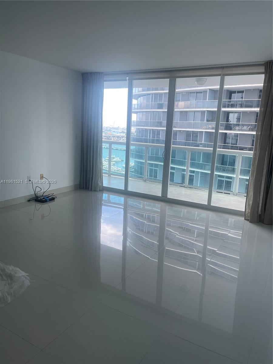 1800 North Bayshore Drive, Unit 1812 Miami, FL 33132 - Photo 12 of 18