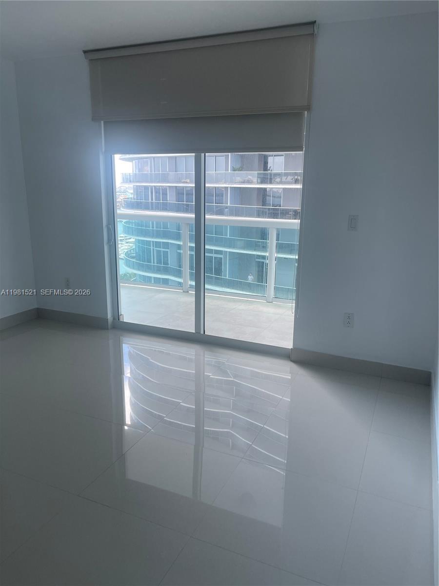 1800 North Bayshore Drive, Unit 1812 Miami, FL 33132 - Photo 14 of 18