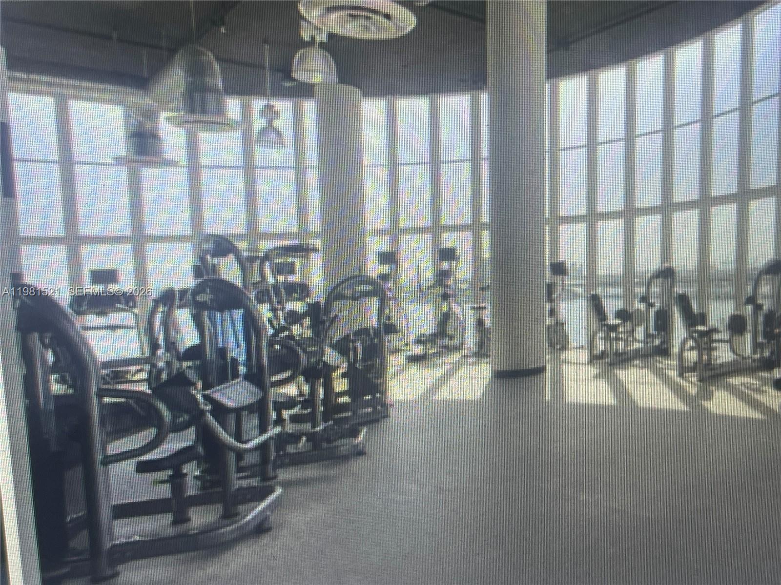 1800 North Bayshore Drive, Unit 1812 Miami, FL 33132 - Photo 5 of 18