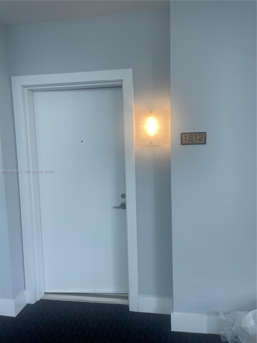 1800 North Bayshore Drive, Unit 1812 Miami, FL 33132 - Photo 9 of 18