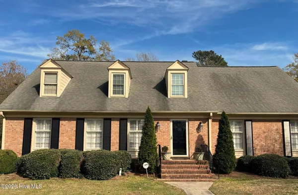 $375,000 | 2001 Cambridge Drive, Kinston, NC 28504