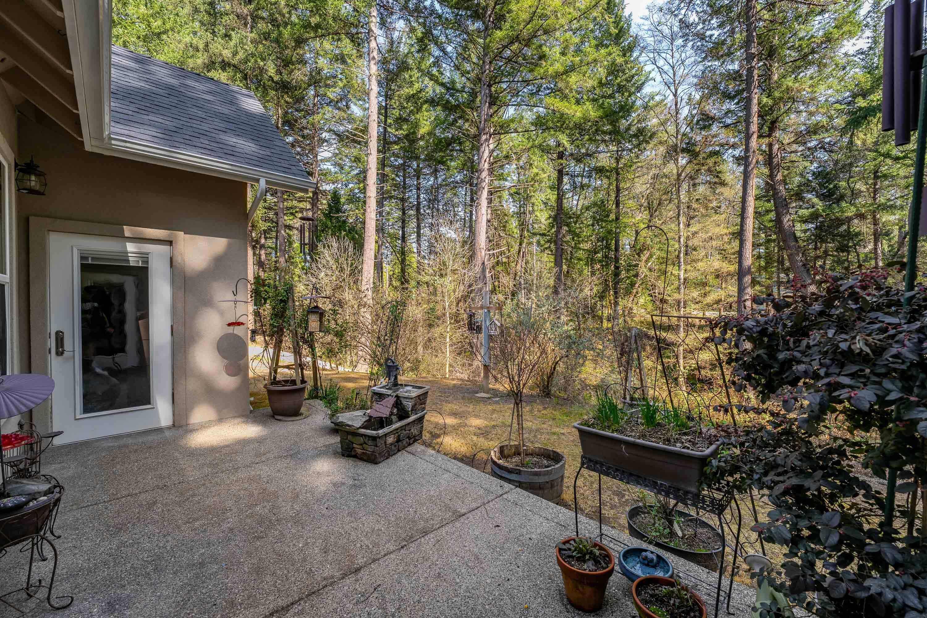 232 Riessen Road Grants Pass, OR 97526 - Photo 43 of 52 EXT (6 of 19)