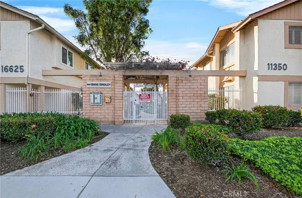 $3,200 | 16625 Gridley Road, Unit 3, Cerritos, CA 90703