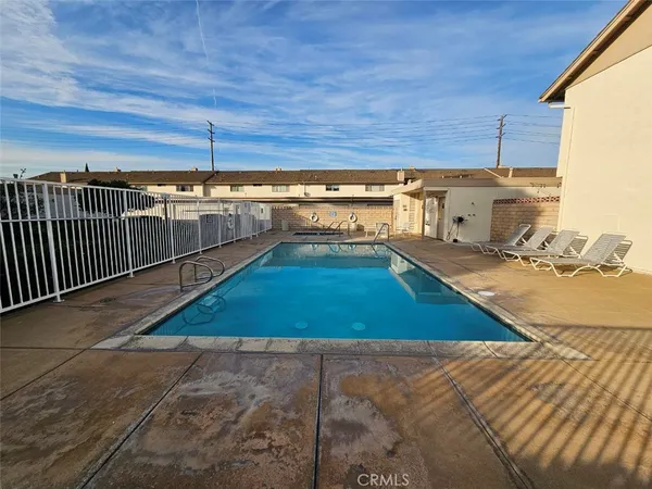 $3,200 | 16625 Gridley Road, Unit 3, Cerritos, CA 90703