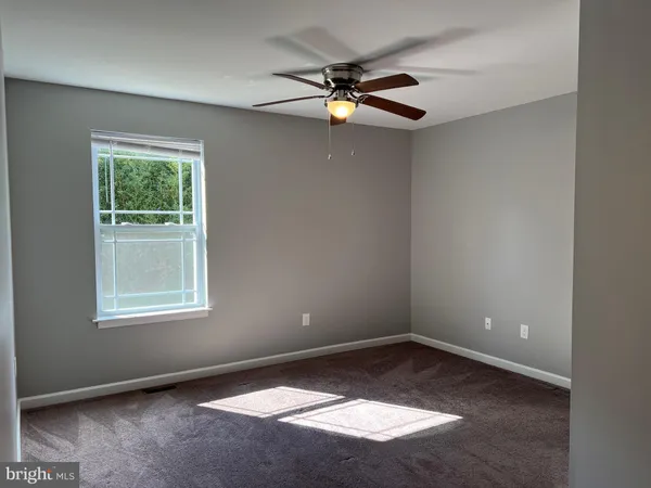 $2,900 | 519 Surrey Avenue, Berlin, NJ 08009