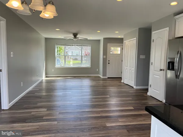$2,900 | 519 Surrey Avenue, Berlin, NJ 08009