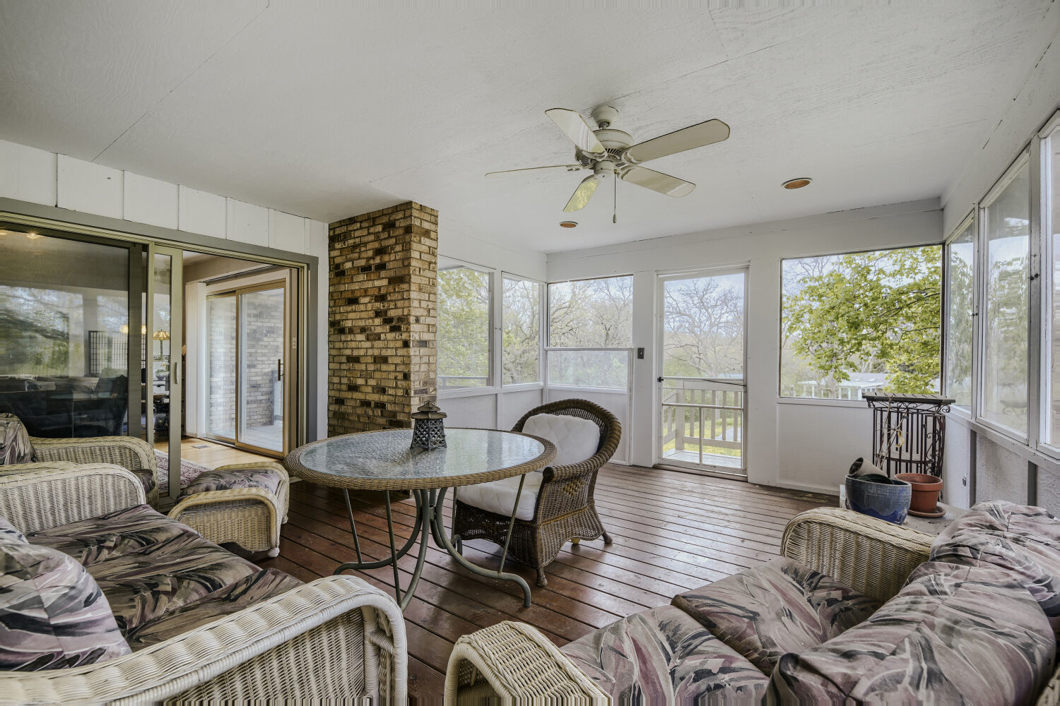 6500 Rowland Road Huntley, IL 60142 - Photo 12 of 31