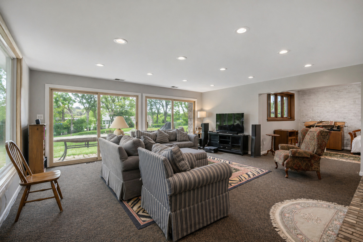 6500 Rowland Road Huntley, IL 60142 - Photo 18 of 31