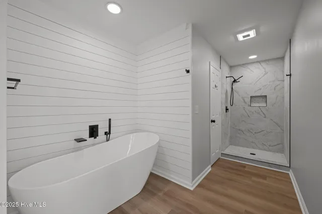 $349,900 | 120 Barden Drive, Havelock, NC 28532