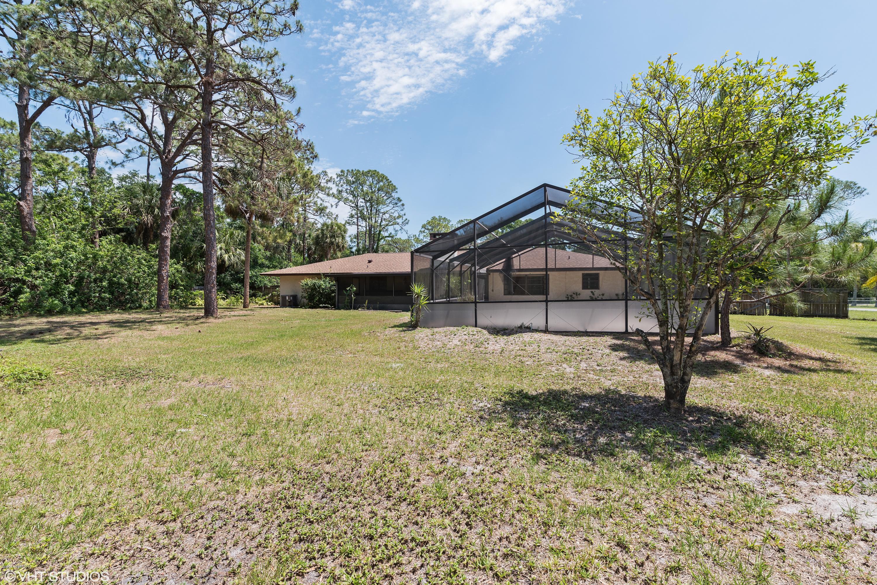 2790 Lakemont Road Melbourne, FL 32934 - Photo 22 of 23 25_2790LAKEMONTROAD_2025_HiRes