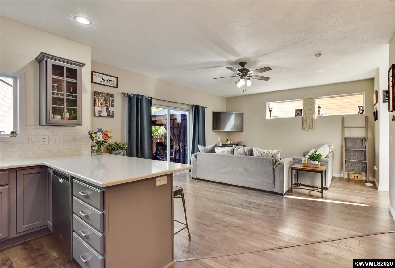 671 Jasmine Circle, Unit CL Independence, OR 97351 - Photo 8 of 26