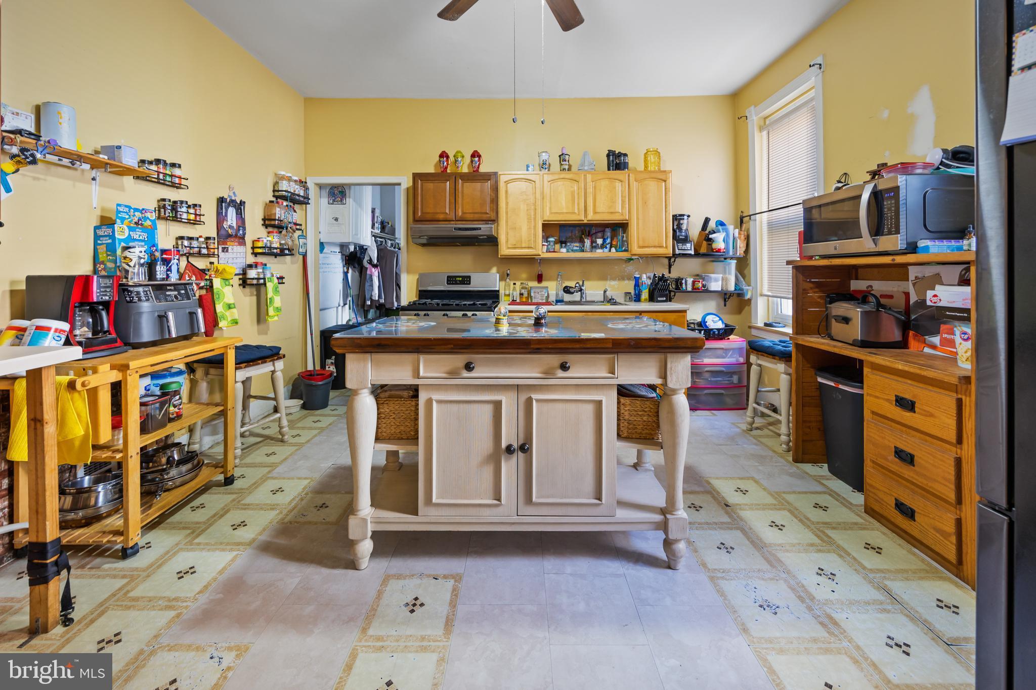 426 State Street Camden, NJ 08102 - Photo 12 of 32