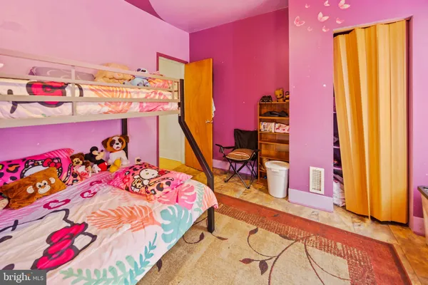 $170,000 | 426 State Street, Camden, NJ 08102