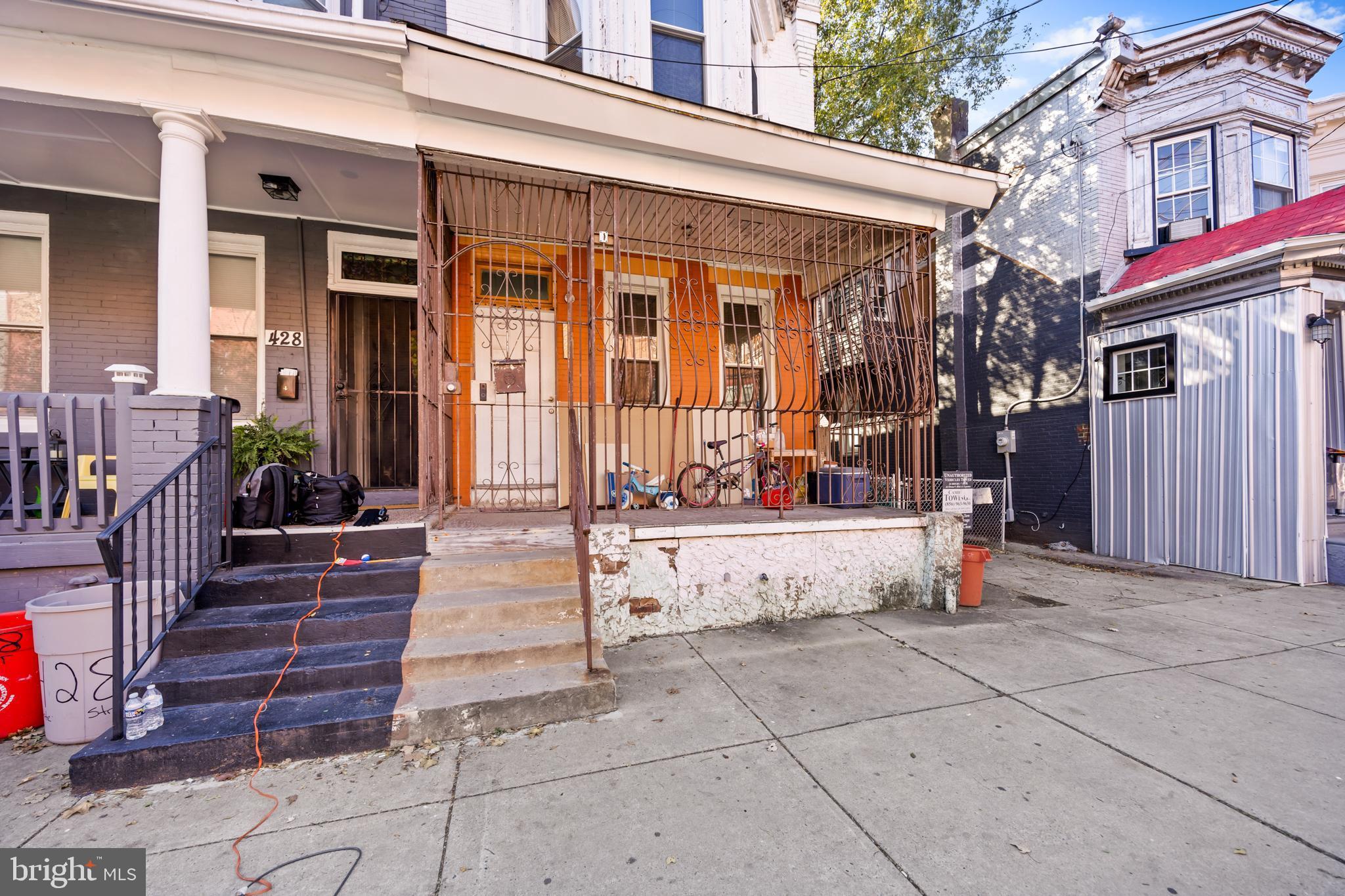 426 State Street Camden, NJ 08102 - Photo 4 of 32