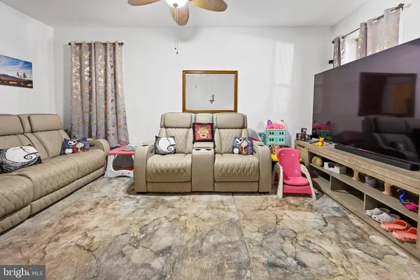 $170,000 | 426 State Street, Camden, NJ 08102