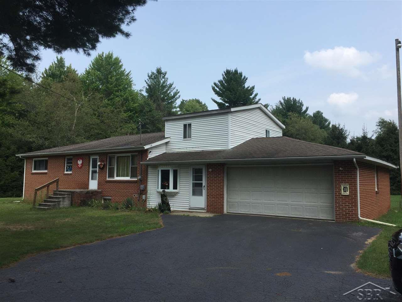 12805 Hawkins Road Burt, MI 48417 - Photo 1 of 14