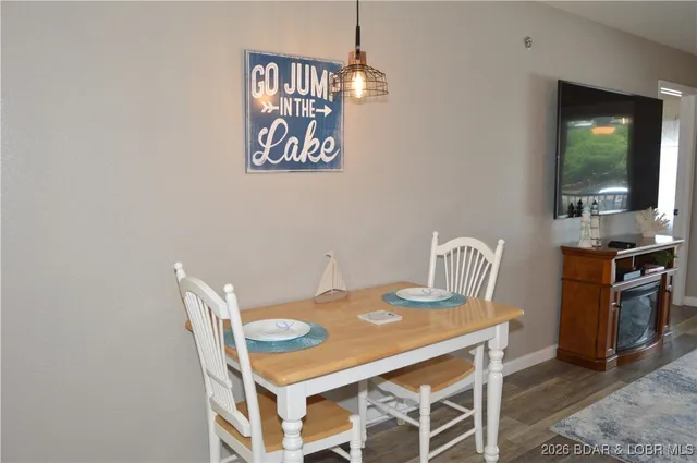 $245,000 | 40 Lighthouse Road, Unit 6201, Lake Ozark, MO 65049