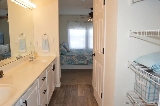 $245,000 | 40 Lighthouse Road, Unit 6201, Lake Ozark, MO 65049