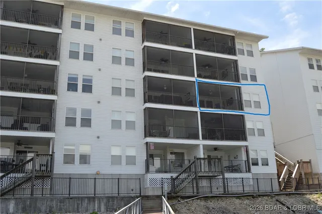 $245,000 | 40 Lighthouse Road, Unit 6201, Lake Ozark, MO 65049