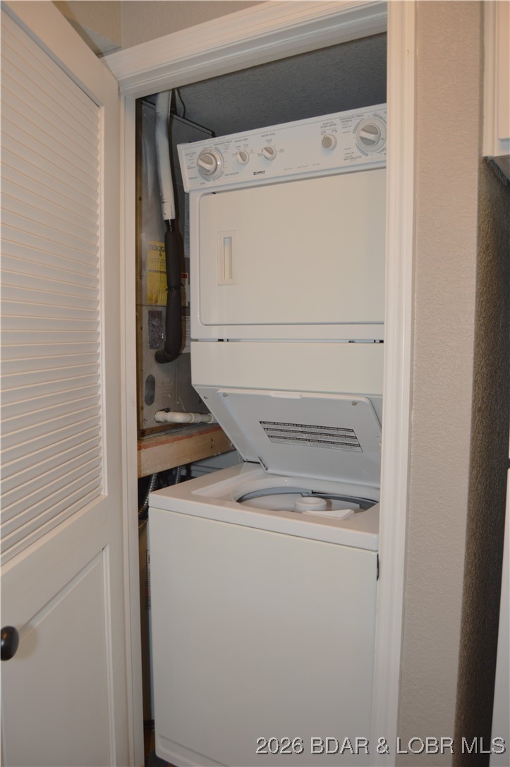 40 Lighthouse Road, Unit 6201 Lake Ozark, MO 65049 - Photo 8 of 36