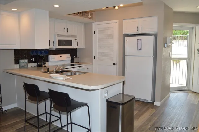 $245,000 | 40 Lighthouse Road, Unit 6201, Lake Ozark, MO 65049