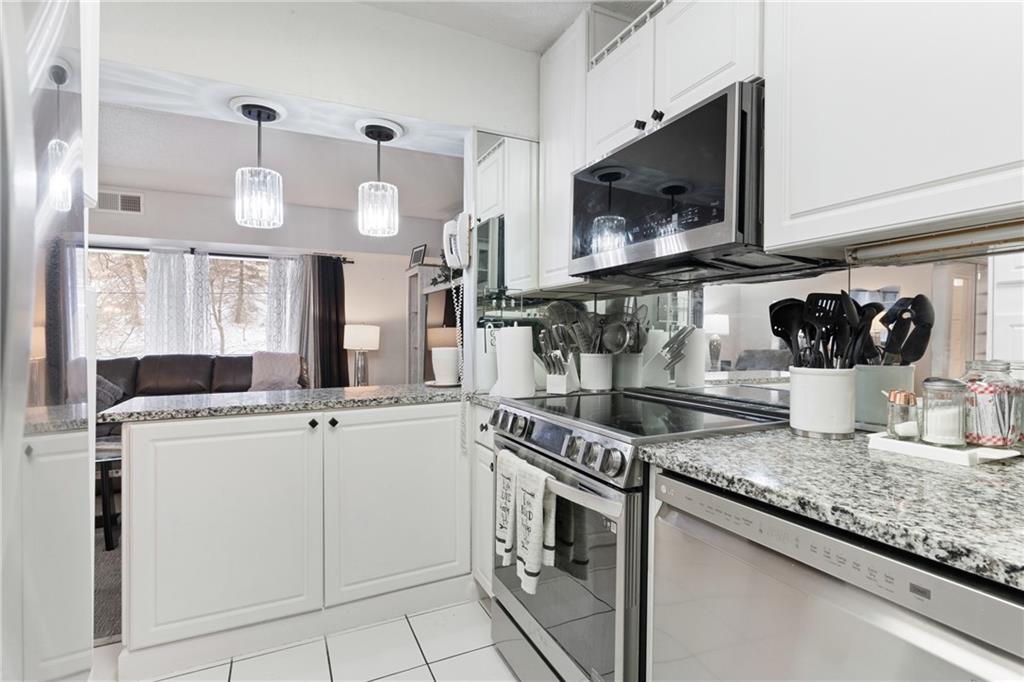 2160 Greentree Road, Unit 508W Pittsburgh, PA 15220 - Photo 7 of 29 Gallery Image 7