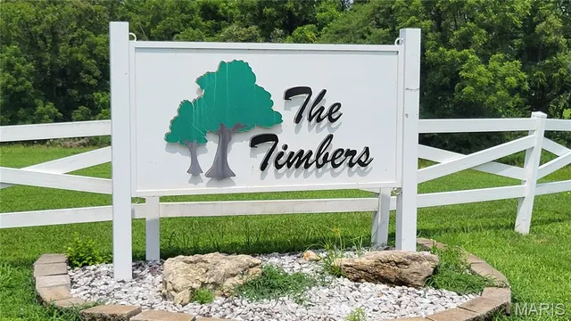 $434,900 | 404 Deep Forest Drive, Hawk Point, MO 63349