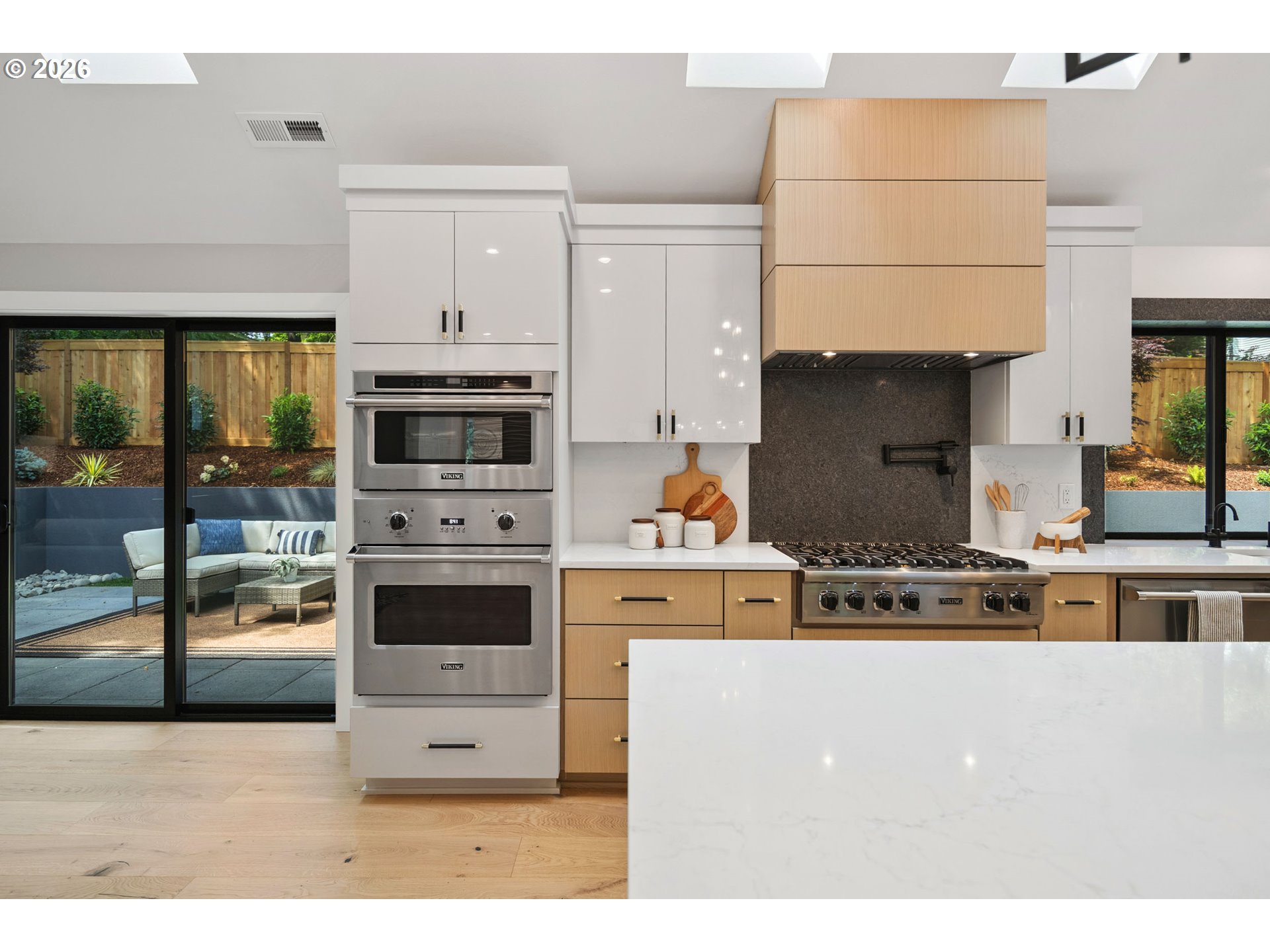 15370 Twin Fir Road Lake Oswego, OR 97034 - Photo 14 of 44