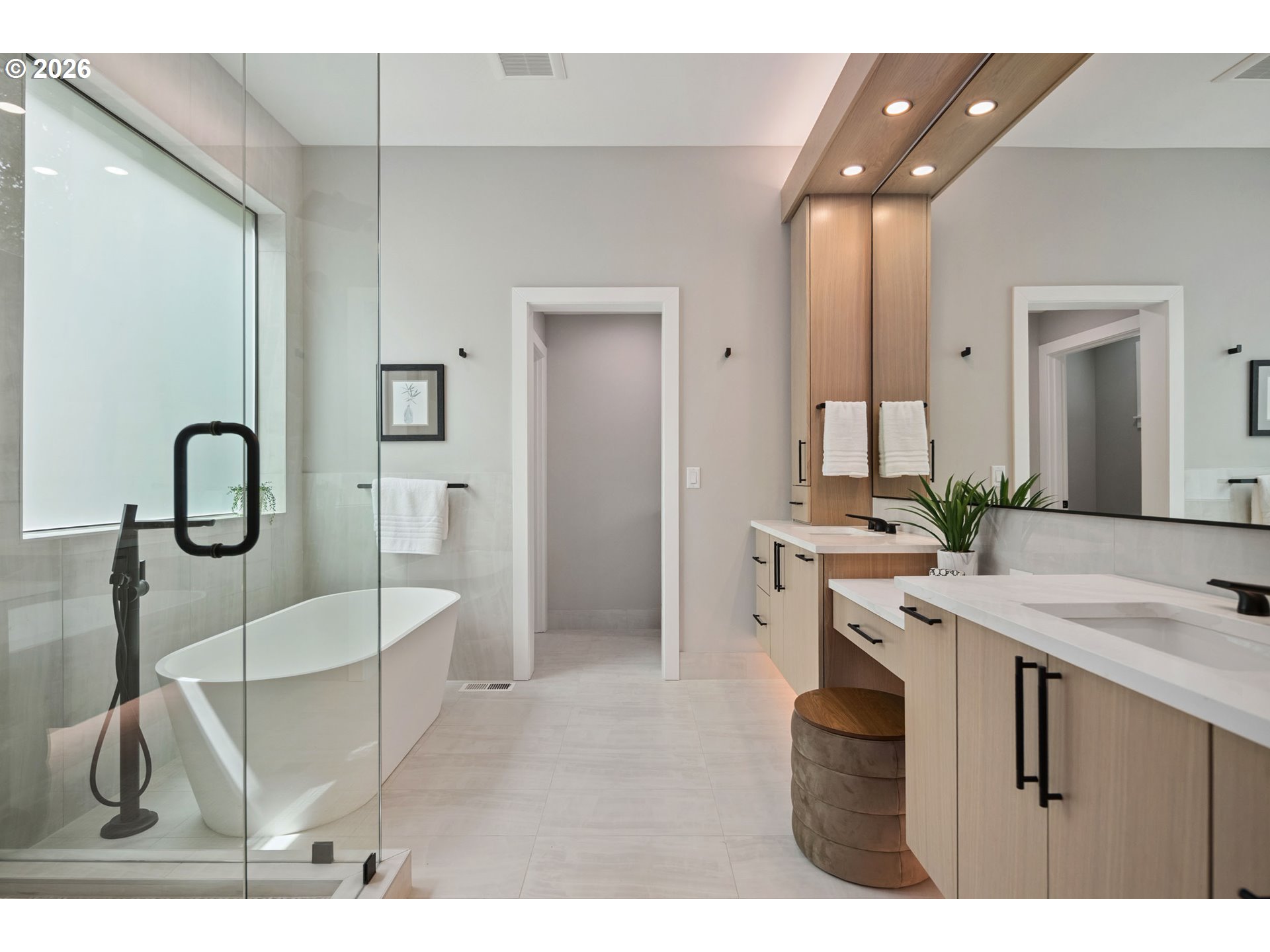 15370 Twin Fir Road Lake Oswego, OR 97034 - Photo 23 of 44