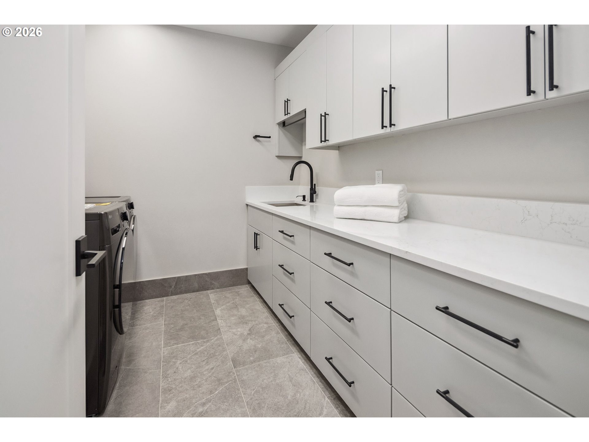 15370 Twin Fir Road Lake Oswego, OR 97034 - Photo 29 of 44