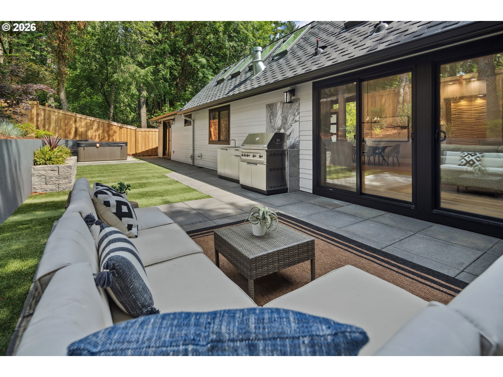 15370 Twin Fir Road Lake Oswego, OR 97034 - Photo 41 of 44