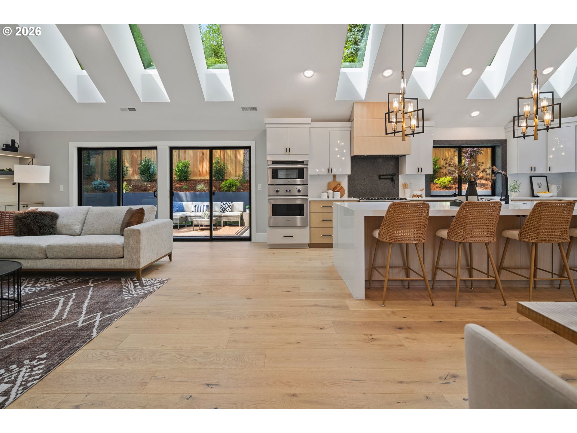 15370 Twin Fir Road Lake Oswego, OR 97034 - Photo 9 of 44