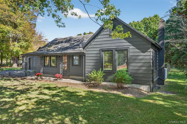 $499,999 | 718 Springtown Road, Tillson, NY 12486