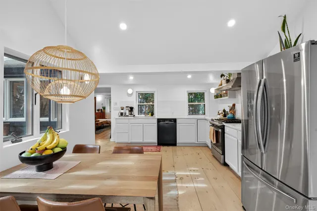 $499,999 | 718 Springtown Road, Tillson, NY 12486