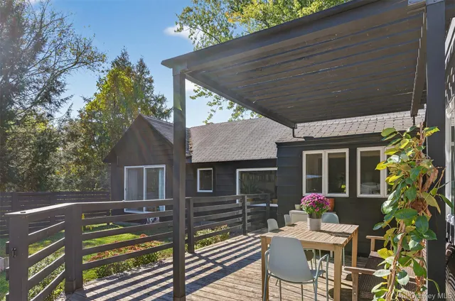 $499,999 | 718 Springtown Road, Tillson, NY 12486