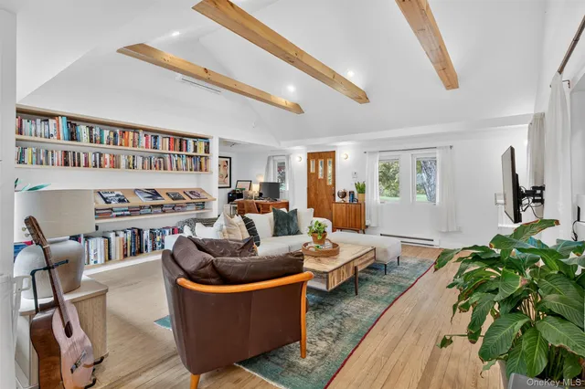 $499,999 | 718 Springtown Road, Tillson, NY 12486