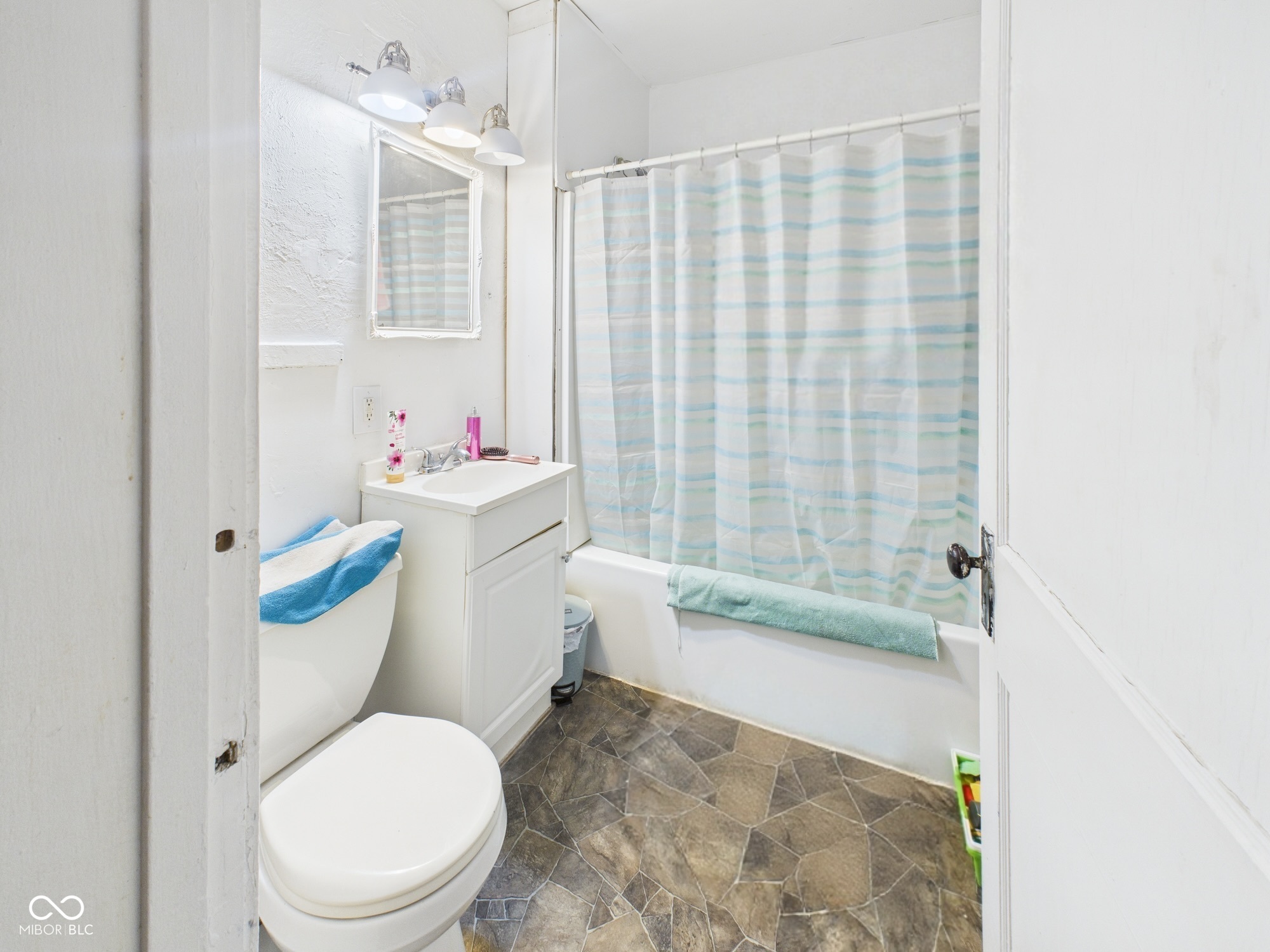 3004 Columbus Avenue Anderson, IN 46016 - Photo 8 of 23