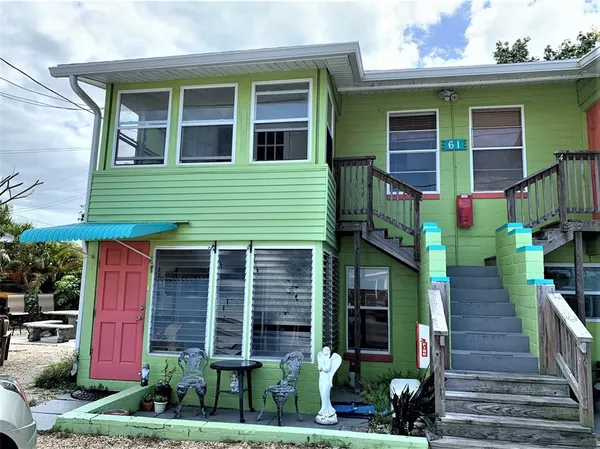 $1,800 | 61 81st Avenue, Unit 3, Treasure Island, FL 33706