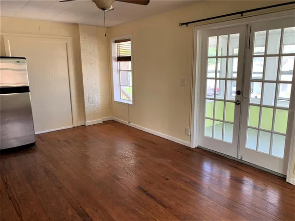 $1,800 | 61 81st Avenue, Unit 3, Treasure Island, FL 33706
