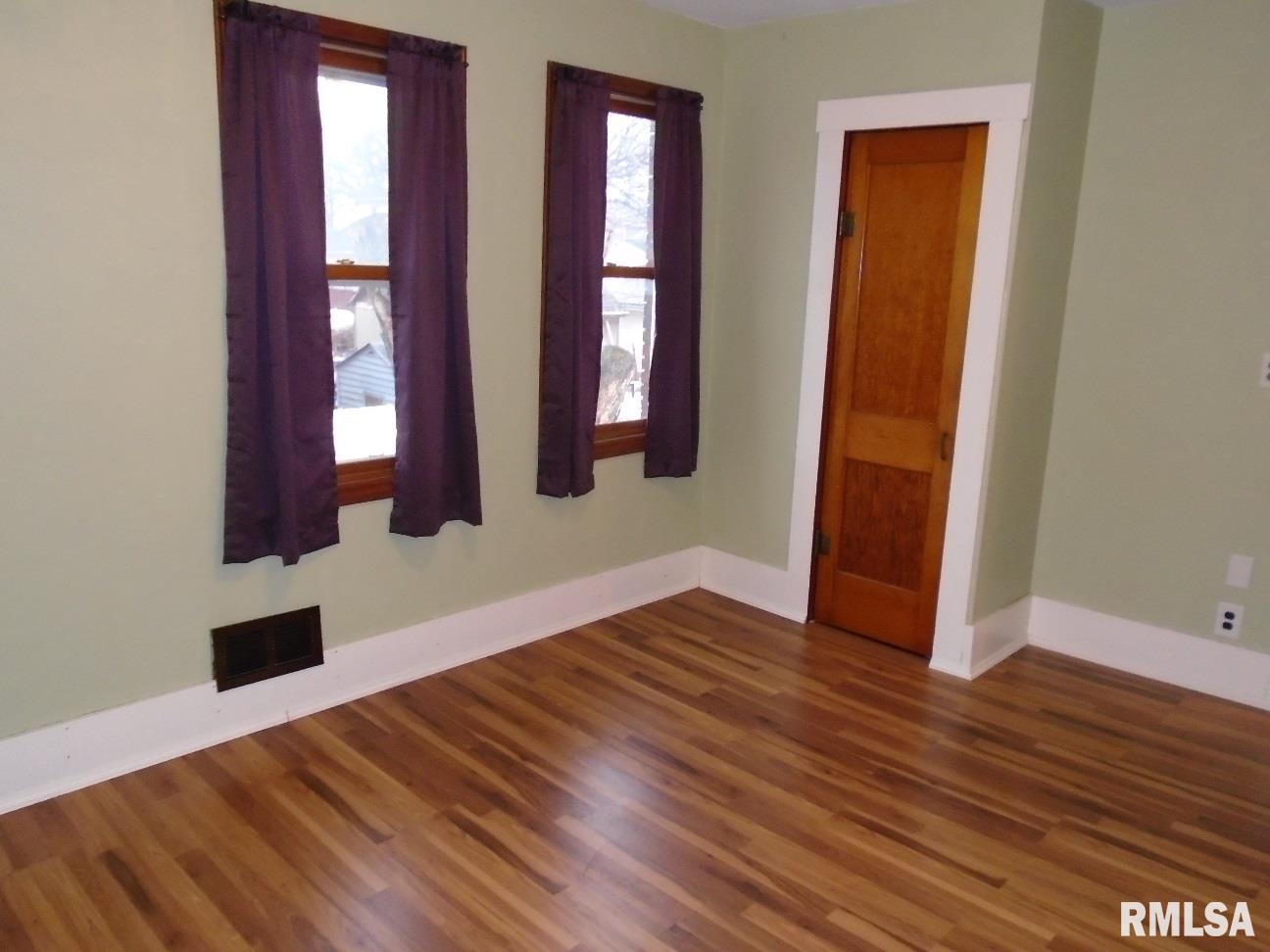318 Main Street Bennett, IA 52721 - Photo 13 of 17 Gallery Image 13