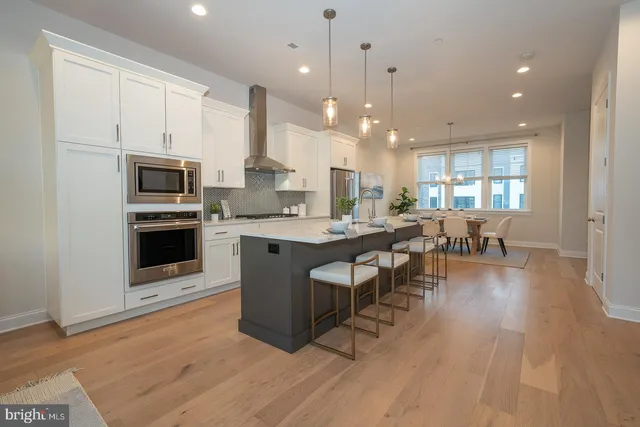 $989,000 | 303 Squire Drive, Newtown Square, PA 19073