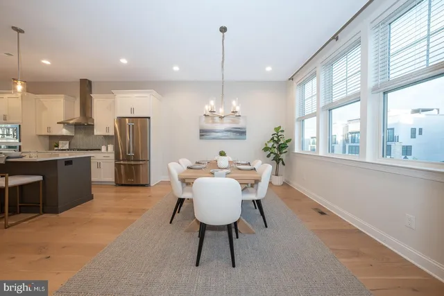 $989,000 | 303 Squire Drive, Newtown Square, PA 19073