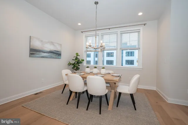 $989,000 | 303 Squire Drive, Newtown Square, PA 19073