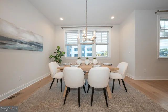 $989,000 | 303 Squire Drive, Newtown Square, PA 19073