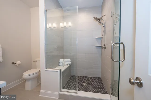 $989,000 | 303 Squire Drive, Newtown Square, PA 19073