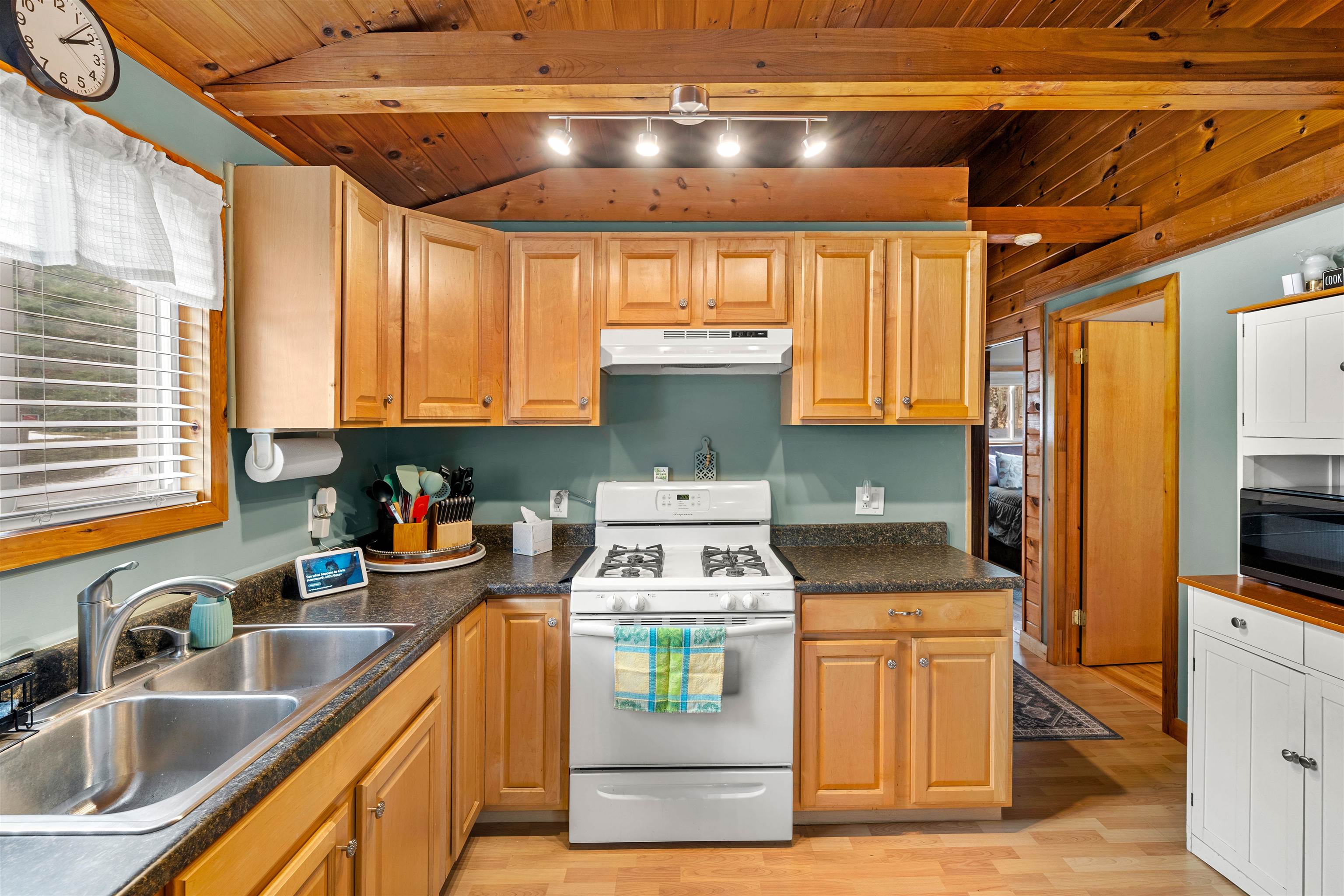 11 Avalon Road Farmington, NH 03835 - Photo 13 of 48