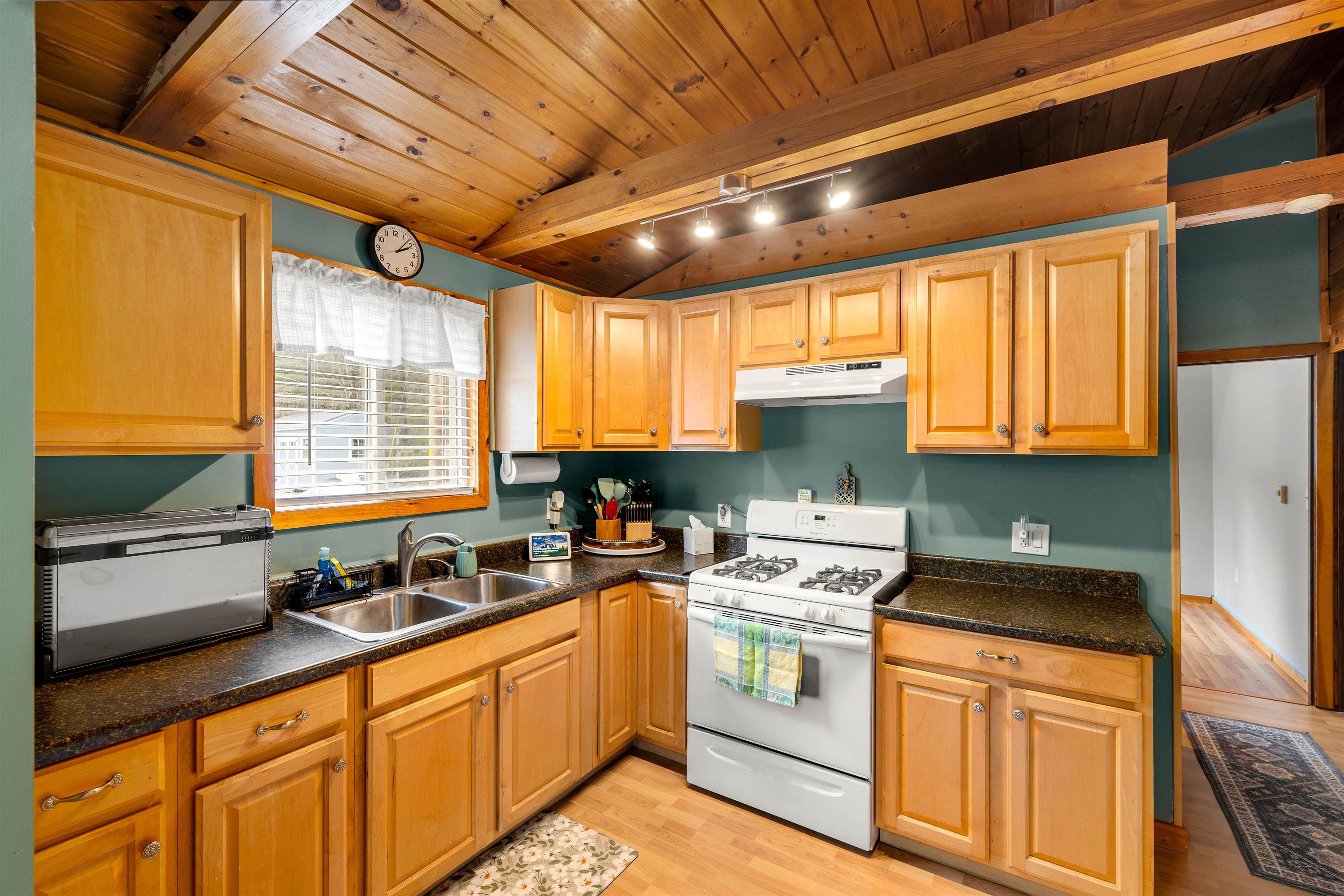 11 Avalon Road Farmington, NH 03835 - Photo 14 of 48