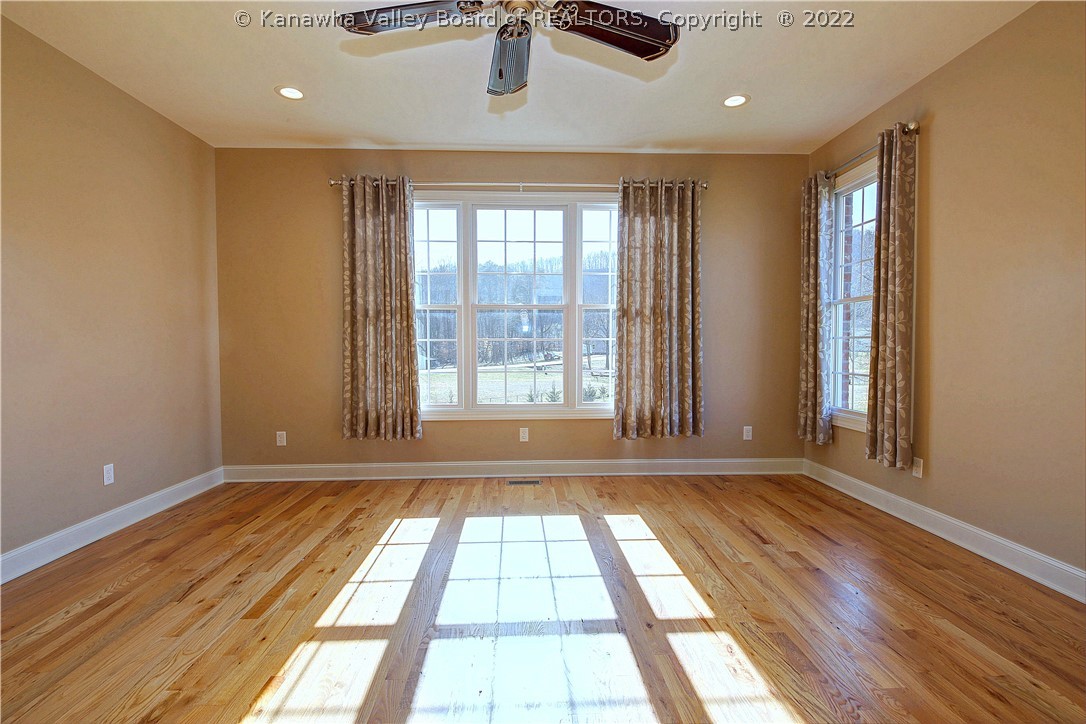 83 Nautical Drive Winfield, WV 25213 - Photo 20 of 47 Gallery Image 20